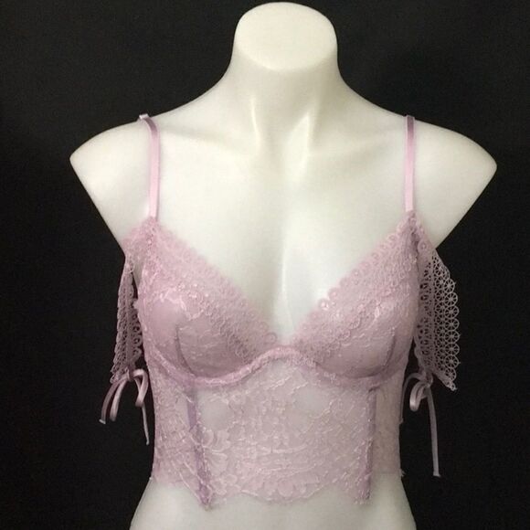 New Victoria’s Secret Body cup lining - Picture 4 of 8